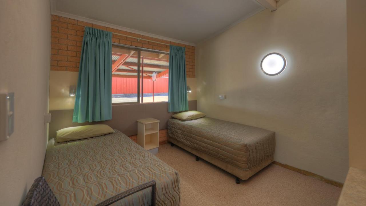 Tenterfield Motor Inn Ngoại thất bức ảnh